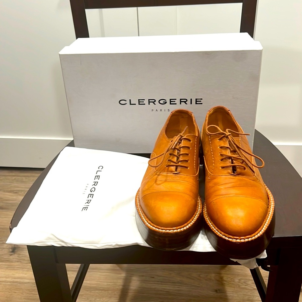 Robert Clergerie Paris luggage loafers on platform. Gorgeous shoes.